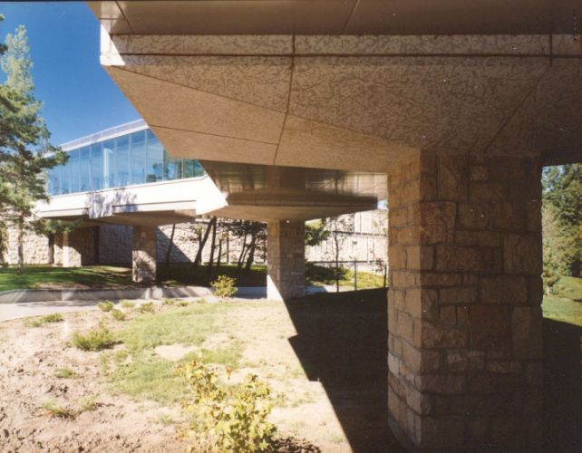 Thorvaldson Bldg Link Soffit